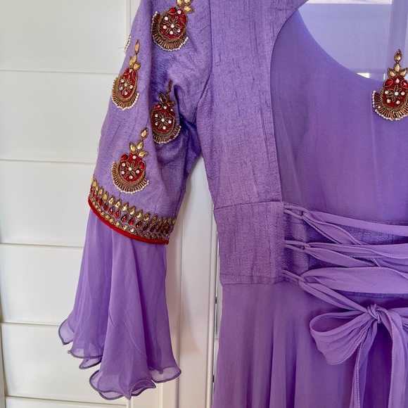 Pure georgette & rawsilk Indian designer LONG GOWN with Kundan work & long ghera - Picture 5 of 12